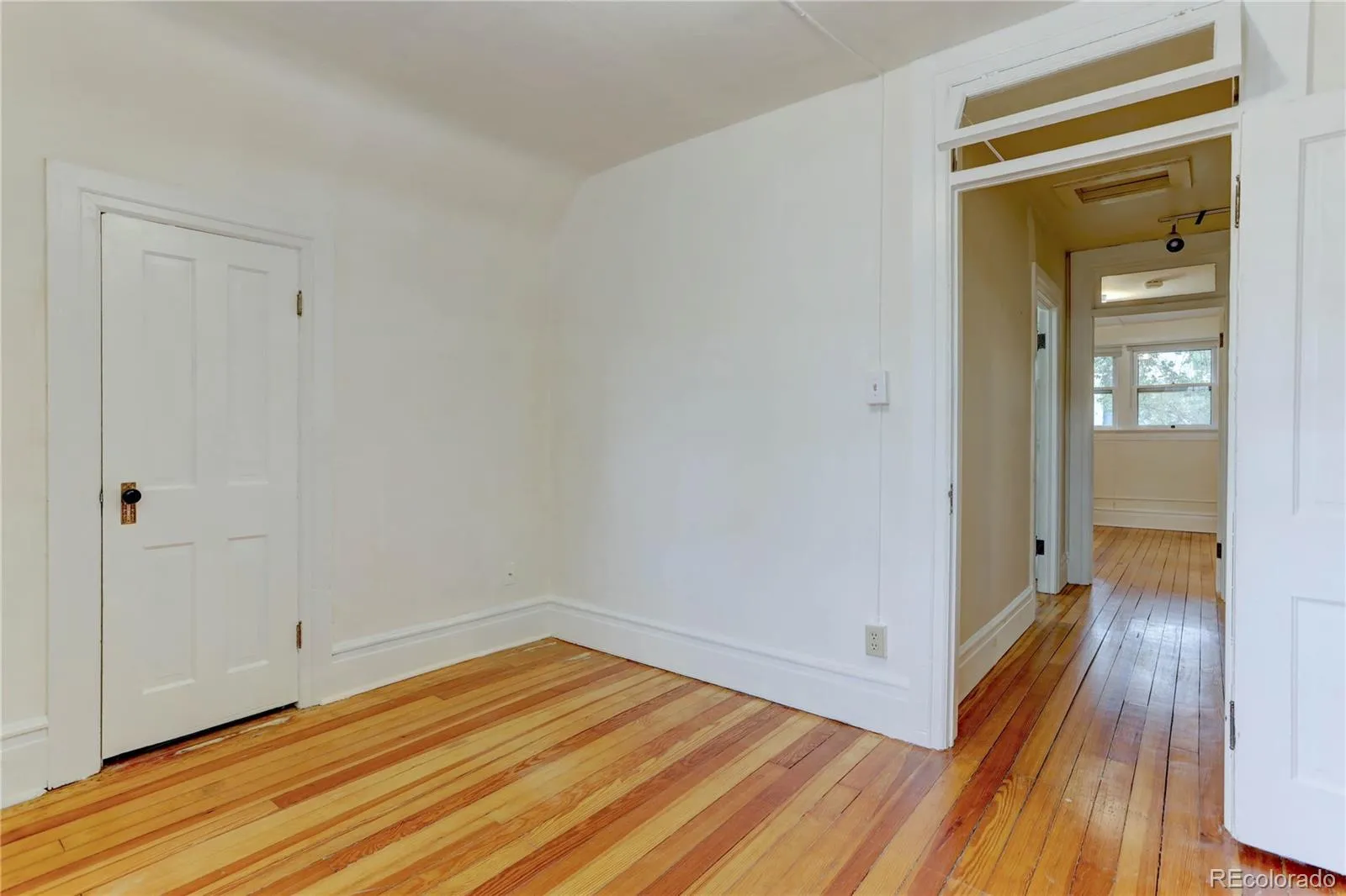 2437 W Caithness Place Denver CO 80211 MLS #REC9923233 05222026020913 1600 23