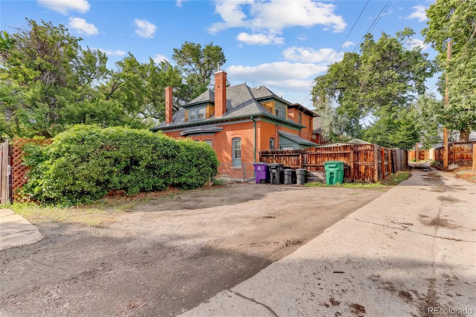 2437 W Caithness Place Denver CO 80211 MLS #REC9923233 05222026020913 1600 28