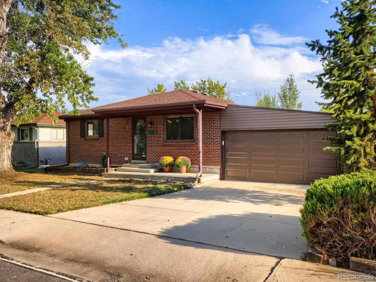 7350 W Florida Avenue Denver CO 80232 | MLS #REC9923385 08262026191917 1200 27