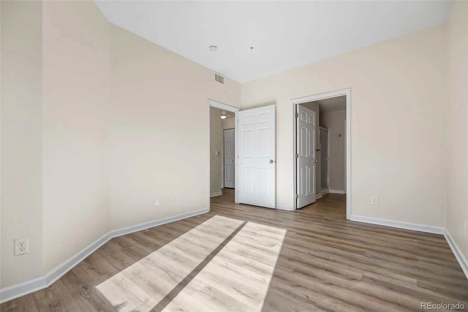 8707 E Florida Avenue #507 #5 Denver CO 80247 MLS #REC9924741 05132026232435 1600 17