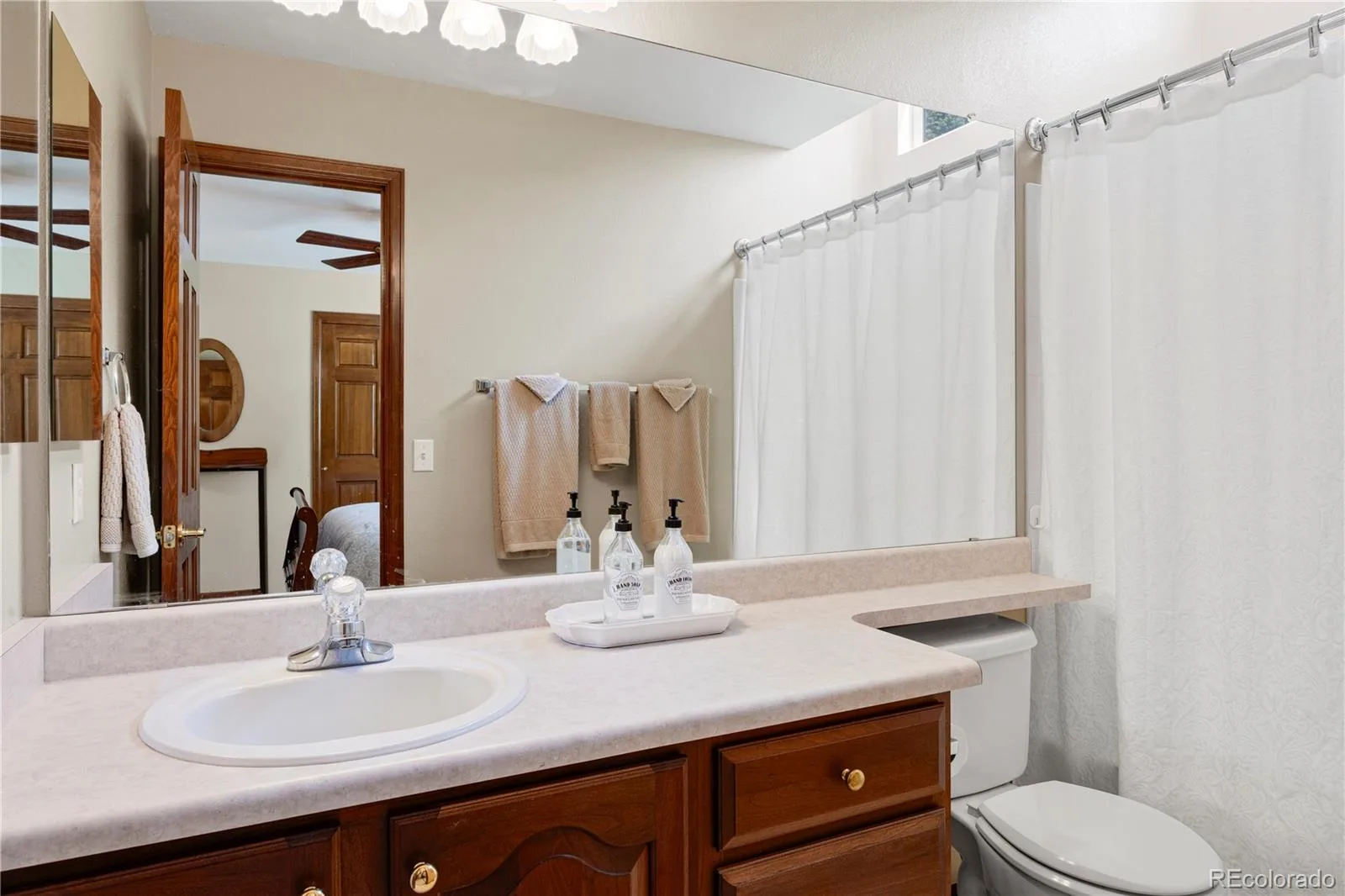 10032 Astoria Court Lone Tree CO 80124 | MLS #REC9925222 08102026142050 1600 37