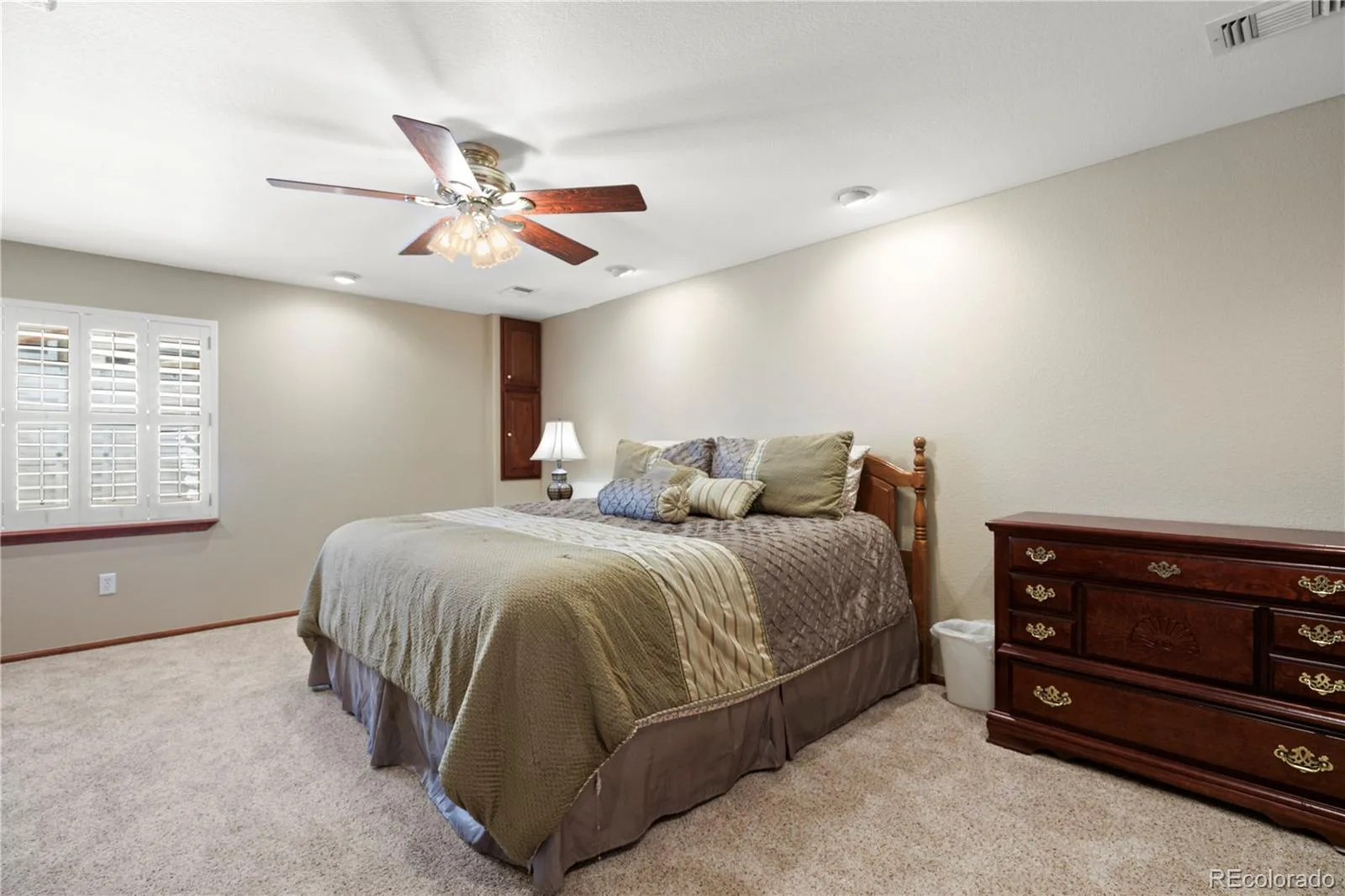 10032 Astoria Court Lone Tree CO 80124 | MLS #REC9925222 08102026142050 1600 47