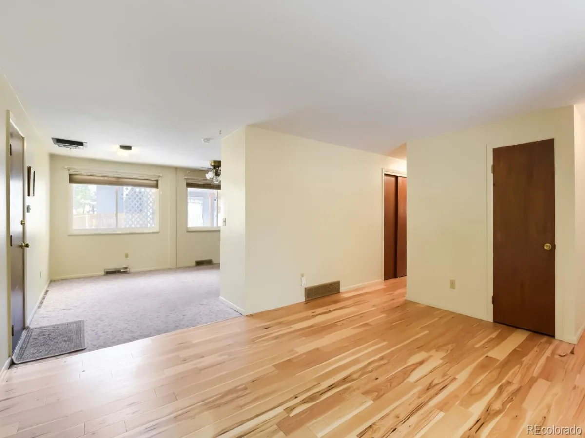 6357 W Clifton Place Littleton CO 80128 | MLS #REC9925859 08282026202119 1200 2