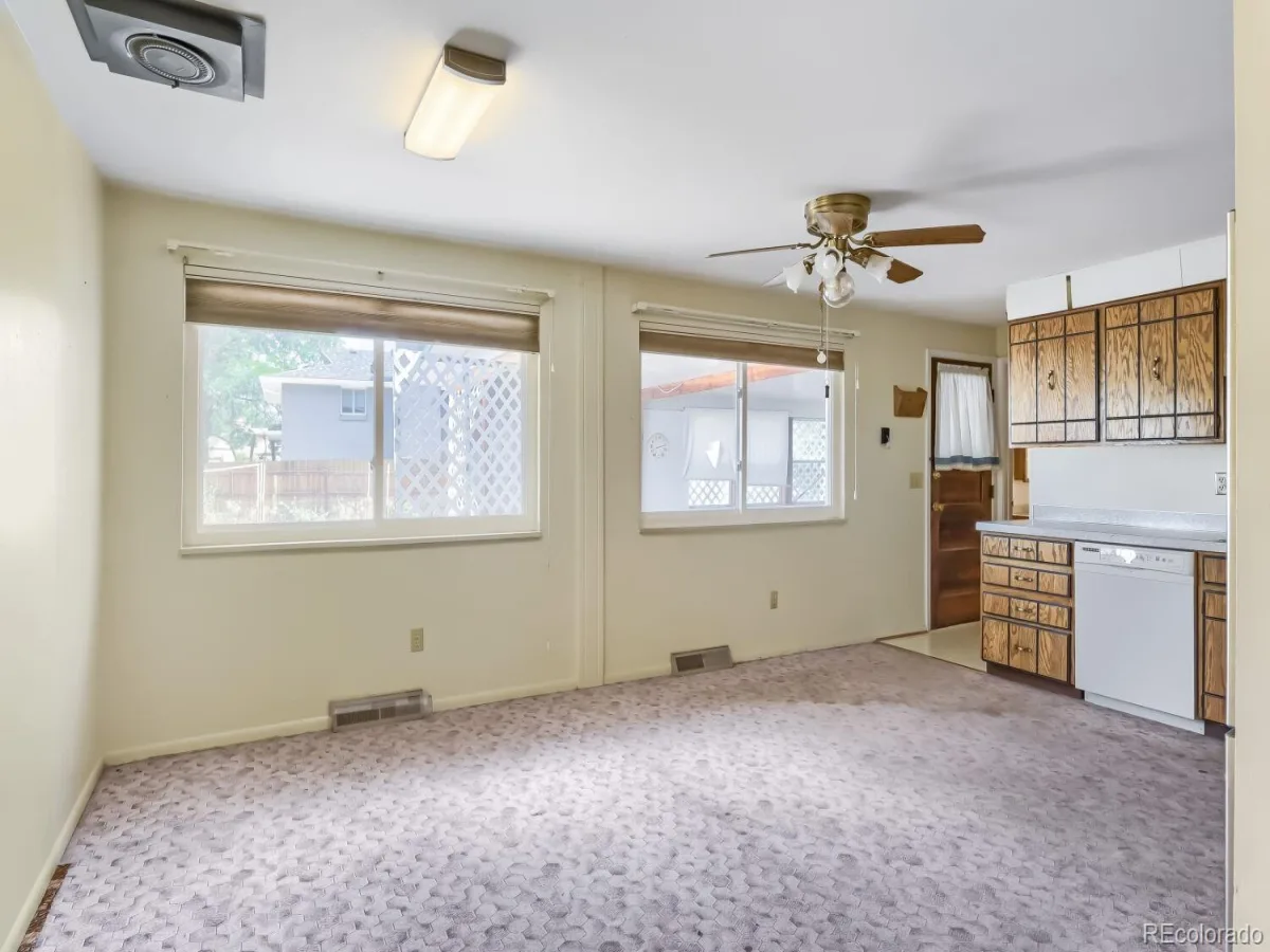 6357 W Clifton Place Littleton CO 80128 | MLS #REC9925859 08282026202119 1200 5