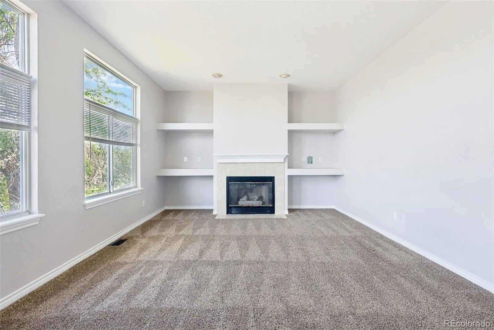 1577 S Pitkin Circle Aurora CO 80017 MLS #REC9925947 05132026224810 1600 12