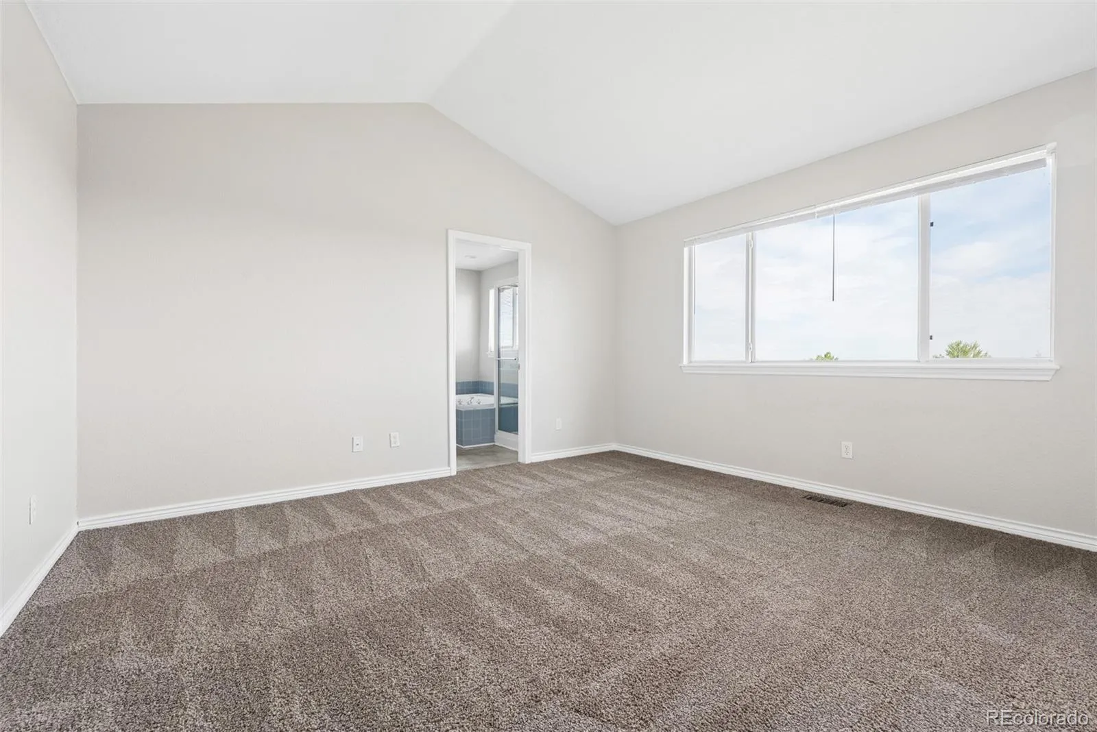 1577 S Pitkin Circle Aurora CO 80017 MLS #REC9925947 05132026224810 1600 17