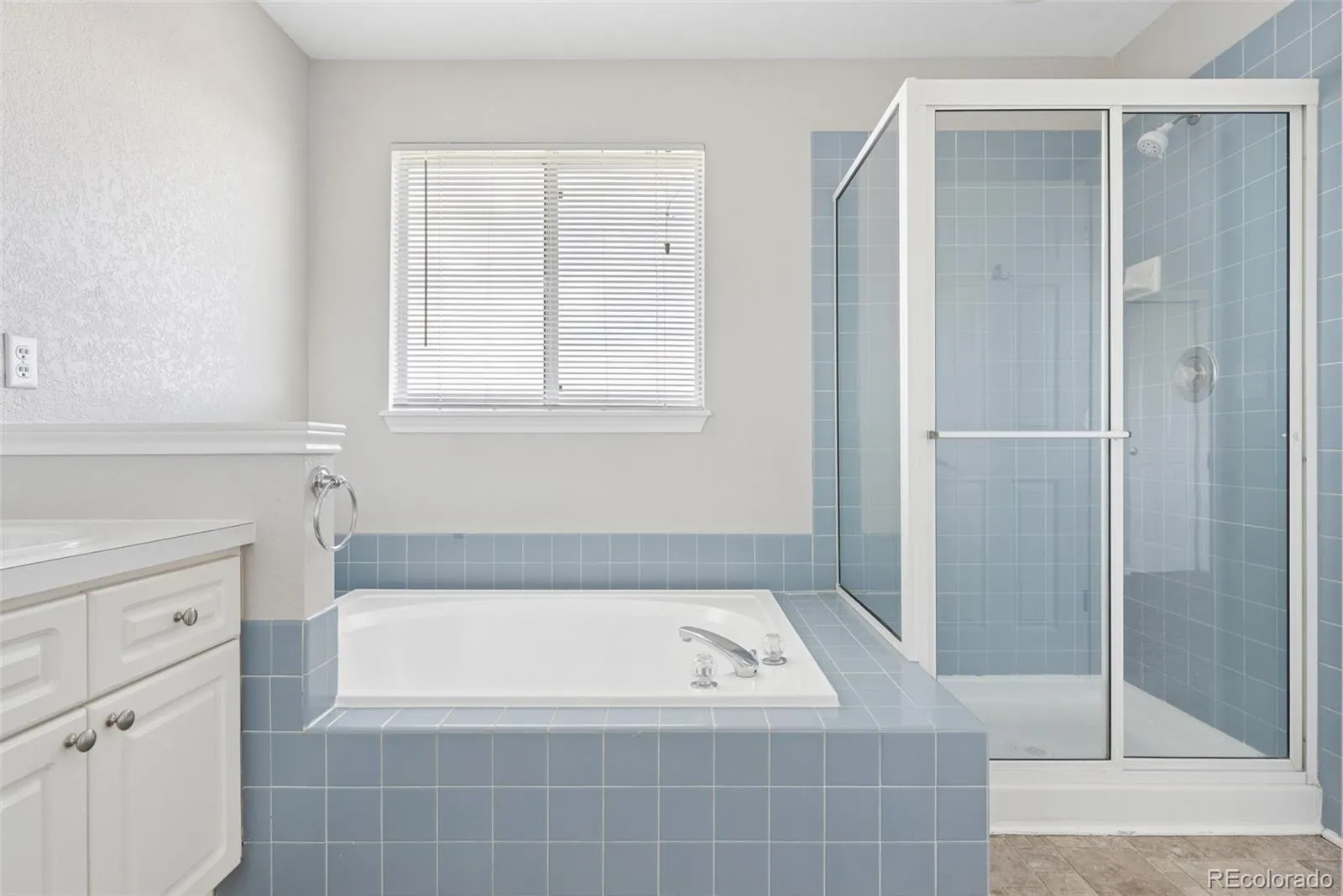 1577 S Pitkin Circle Aurora CO 80017 MLS #REC9925947 05132026224810 1600 21