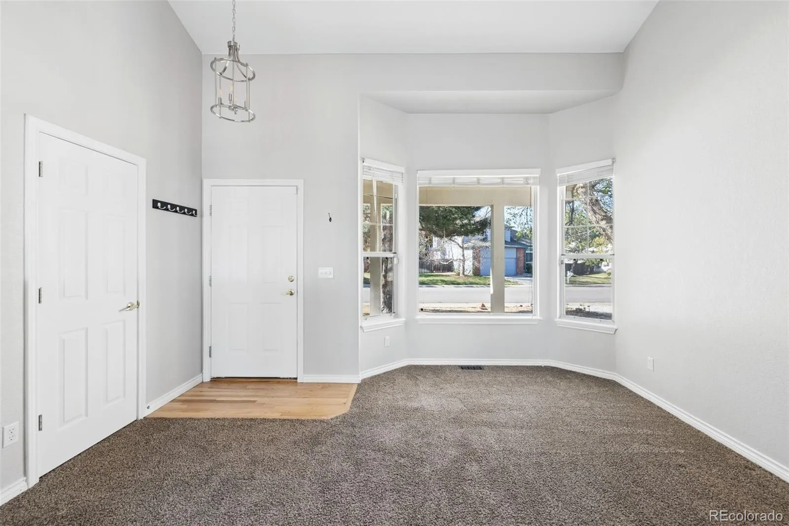 1577 S Pitkin Circle Aurora CO 80017 MLS #REC9925947 05132026224810 1600 3