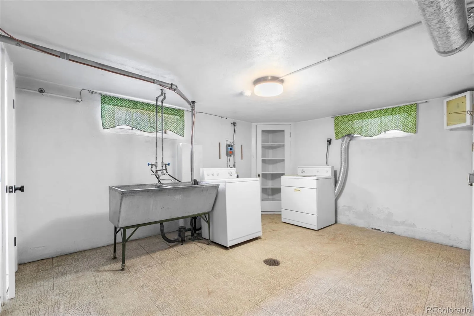 1337 Jersey Street Denver CO 80220 MLS #REC9927443 05152026201815 1600 19