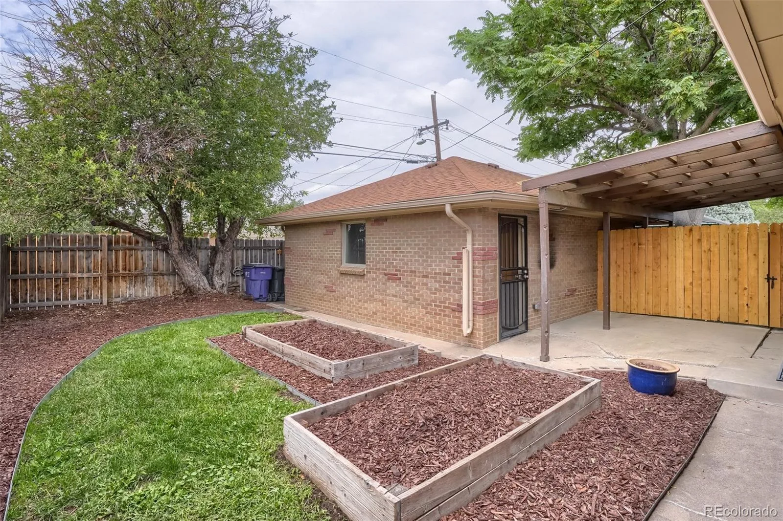 3641 Forest Denver CO 80207 | MLS #REC9927823 08232026024548 1600 17