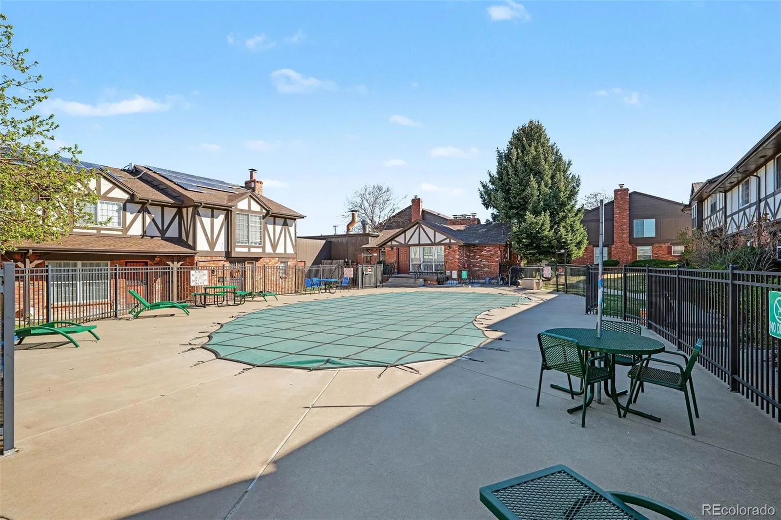 3825 S Monaco Parkway #212 Denver CO 80237 MLS #REC9929661 07152026222422 1600 32