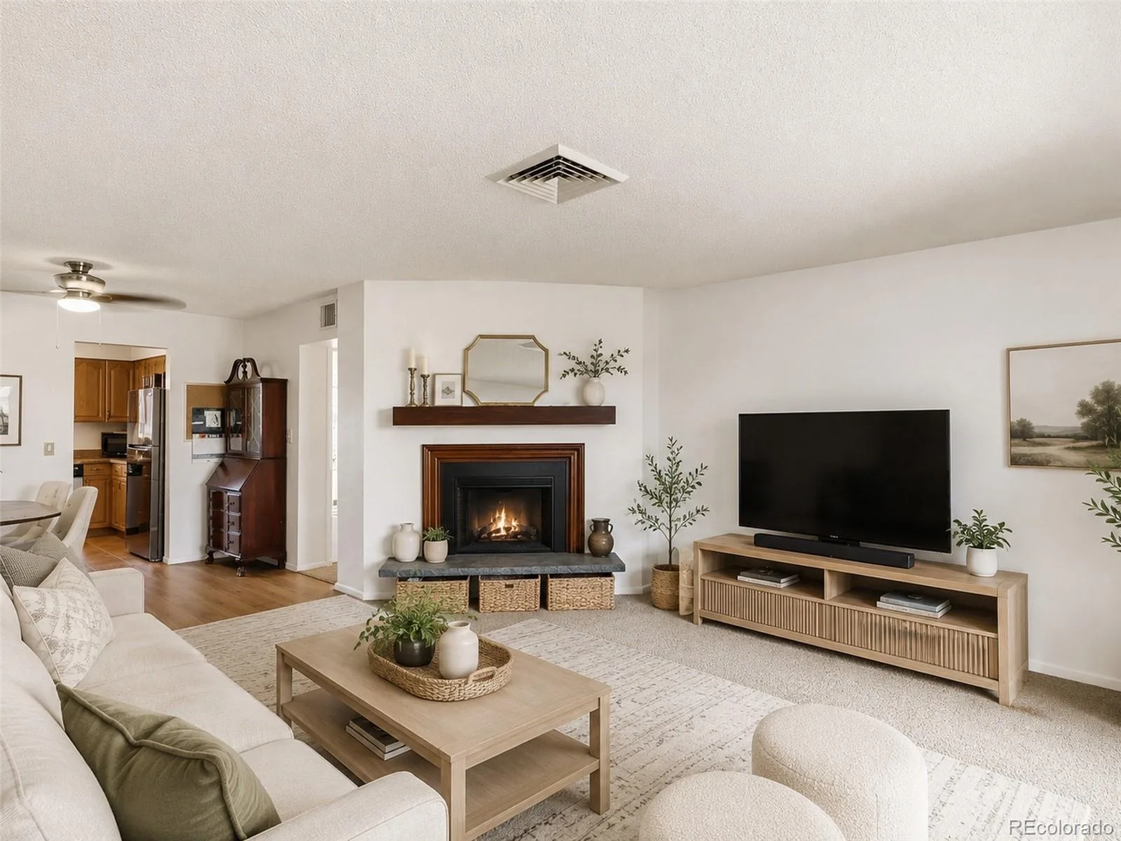 3825 S Monaco Parkway #212 Denver CO 80237 MLS #REC9929661 07152026222422 1600 4