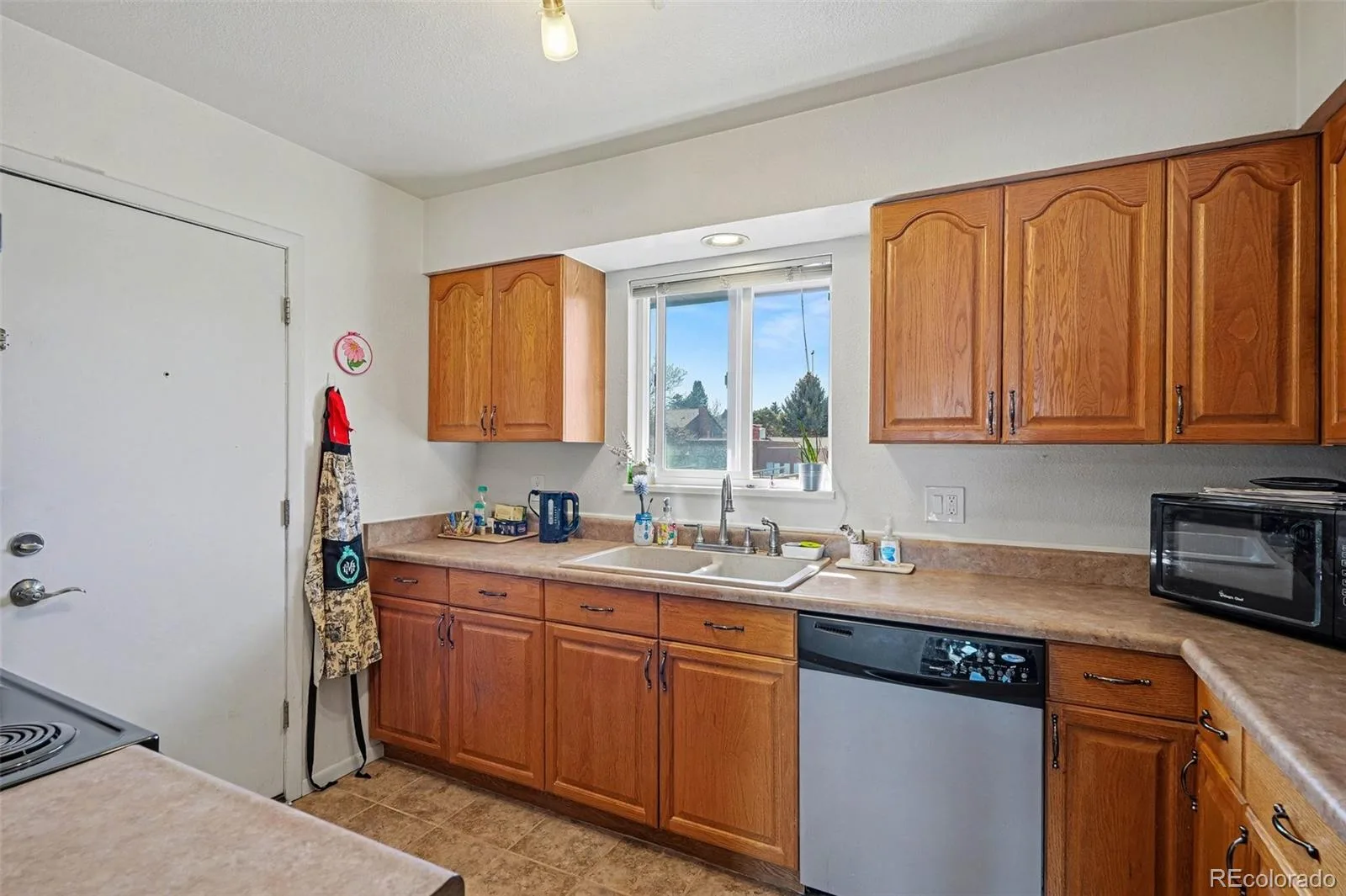 3825 S Monaco Parkway #212 Denver CO 80237 MLS #REC9929661 07152026222422 1600 8