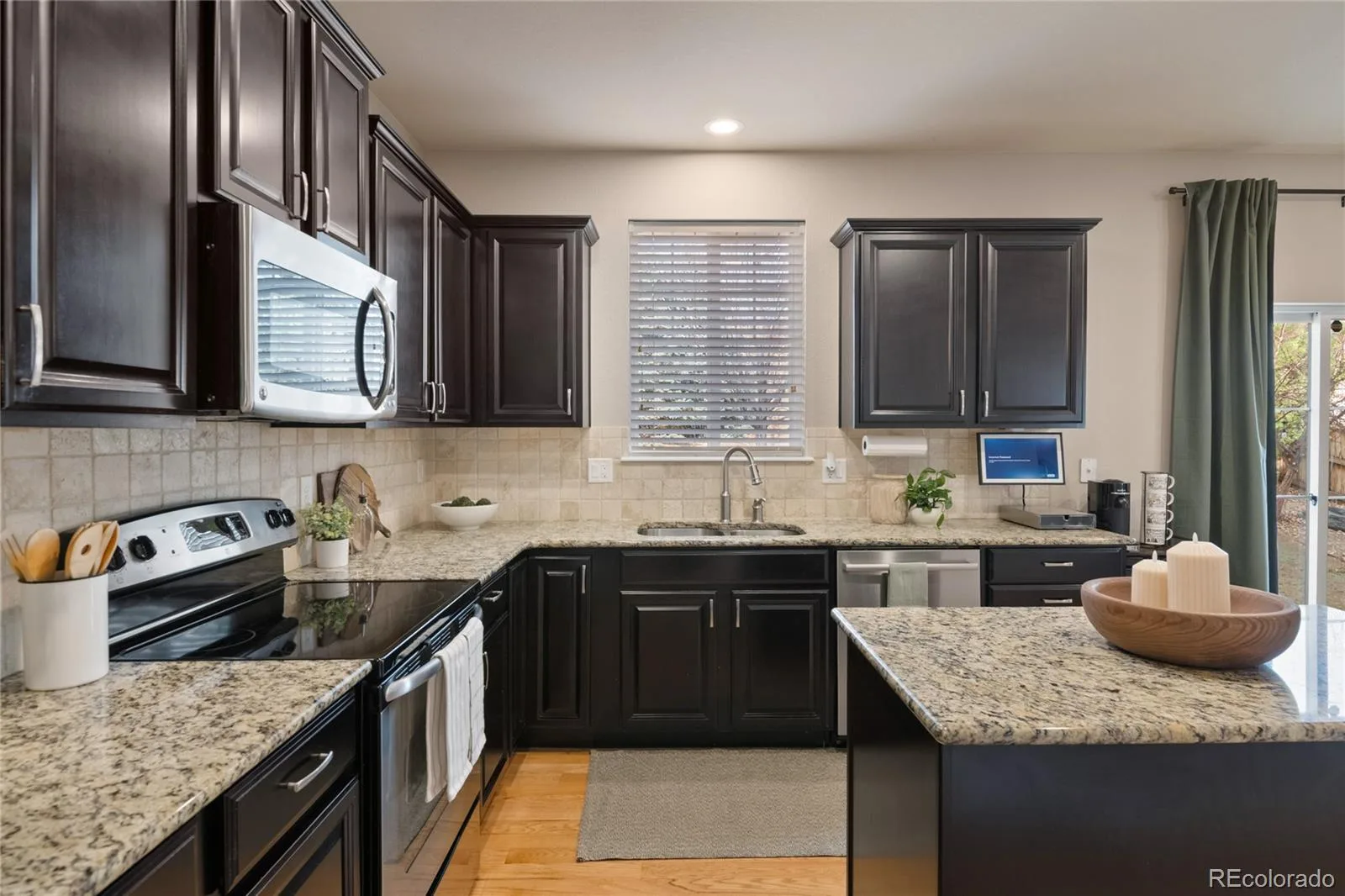 5563 S Elk Court Aurora CO 80016 | MLS #REC9930688 07102026233800 1600 11