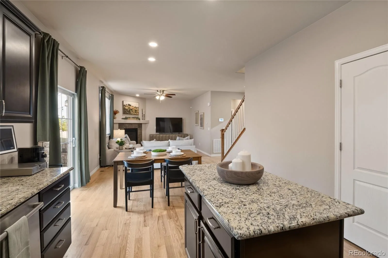 5563 S Elk Court Aurora CO 80016 | MLS #REC9930688 07102026233800 1600 14