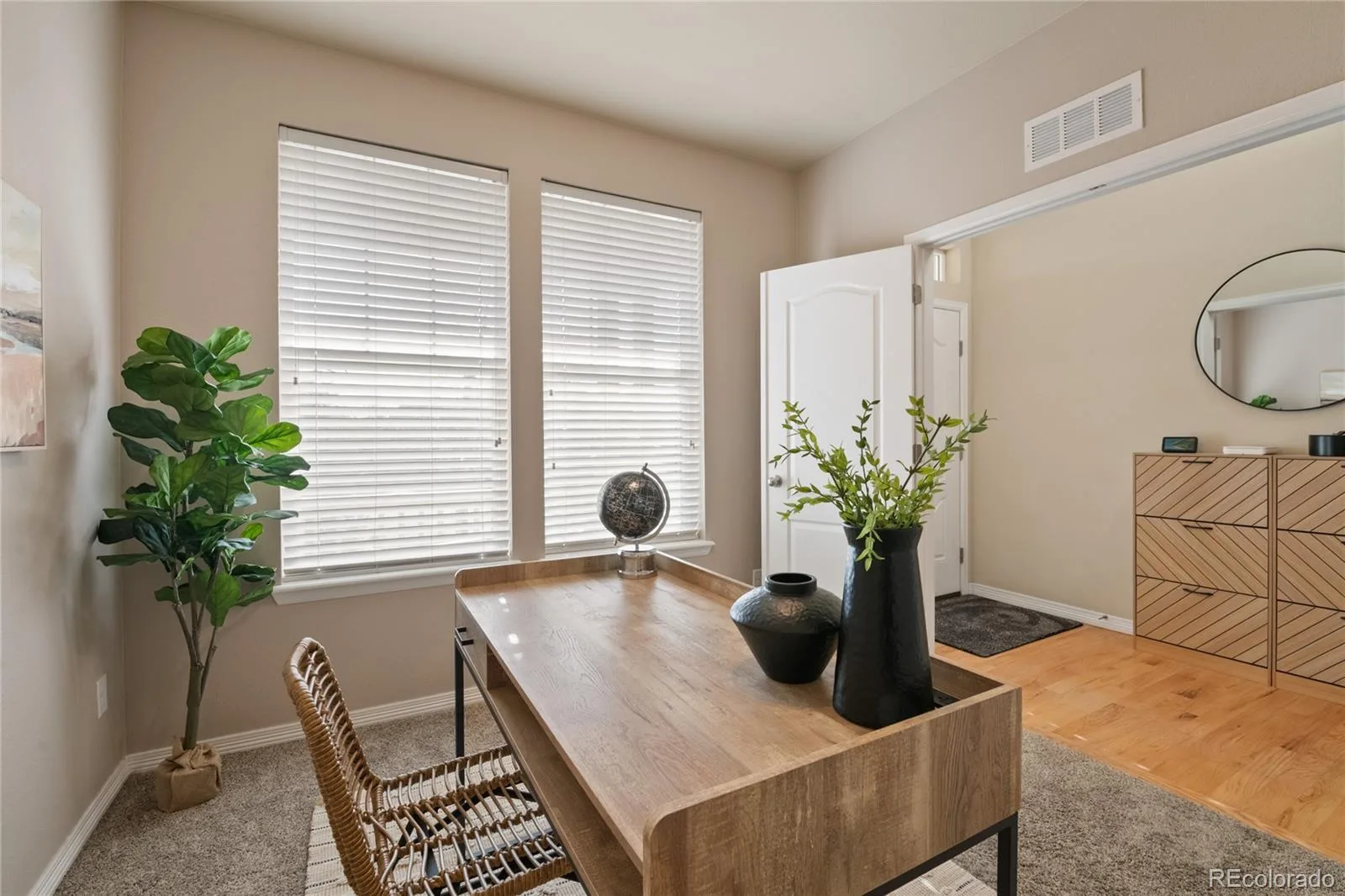 5563 S Elk Court Aurora CO 80016 | MLS #REC9930688 07102026233800 1600 17