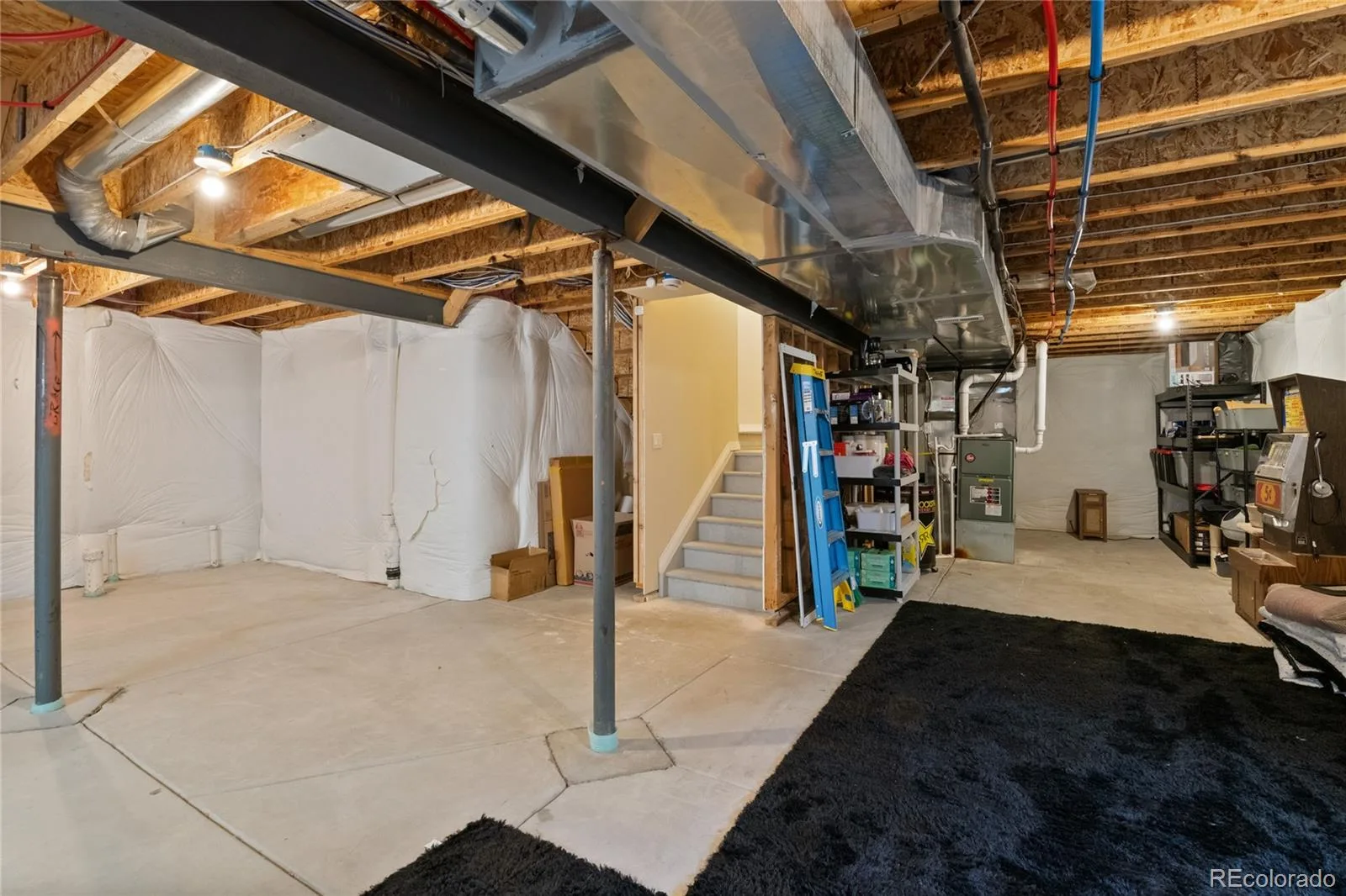 5563 S Elk Court Aurora CO 80016 | MLS #REC9930688 07102026233800 1600 34