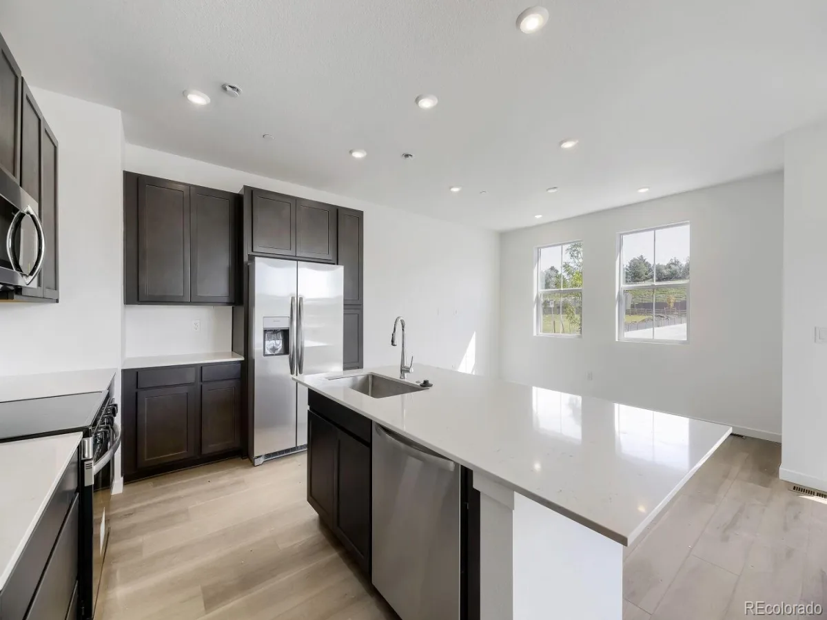 7679 S Mobile Way Centennial CO 80018 | MLS #REC9932100 08272026202407 1200 4