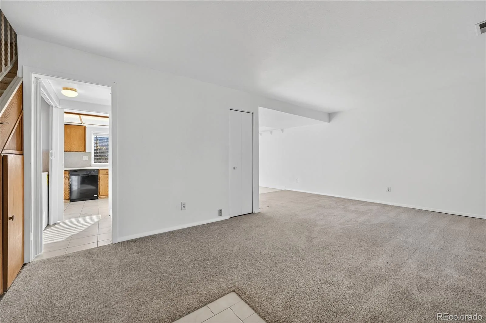 1281 S Troy Street Aurora CO 80012 | MLS #REC9932114 09222026170112 1600 4