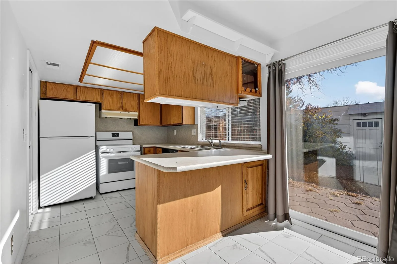 1281 S Troy Street Aurora CO 80012 | MLS #REC9932114 09222026170112 1600 9