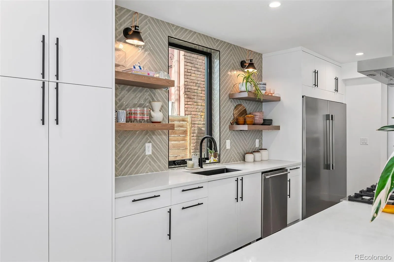 3753 N Franklin Street Denver CO 80205 MLS #REC9936089 04242026012222 1600 12