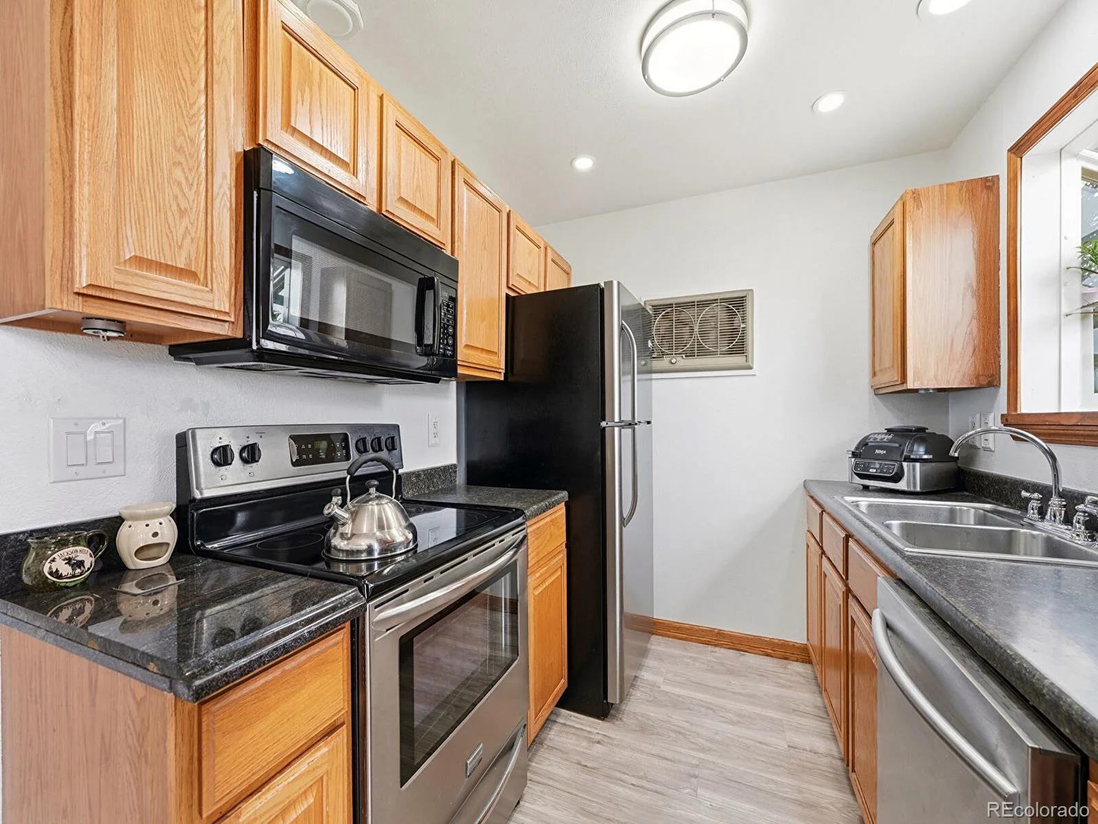 4465 S Pagosa Way Aurora CO 80015 | MLS #REC9940188 06232026202144 1600 13