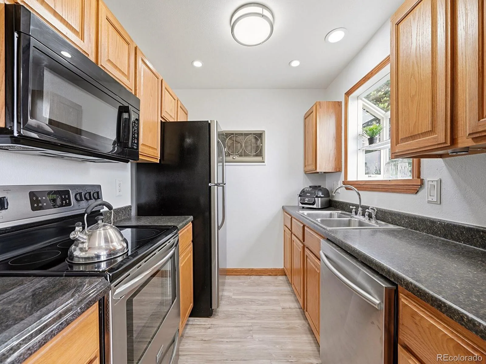 4465 S Pagosa Way Aurora CO 80015 | MLS #REC9940188 06232026202144 1600 17