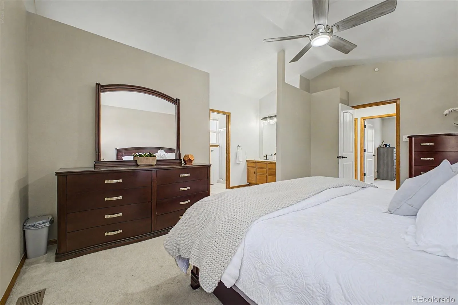 2137 Kay Street Longmont CO 80501 MLS #REC9940288 06142026011914 1600 13