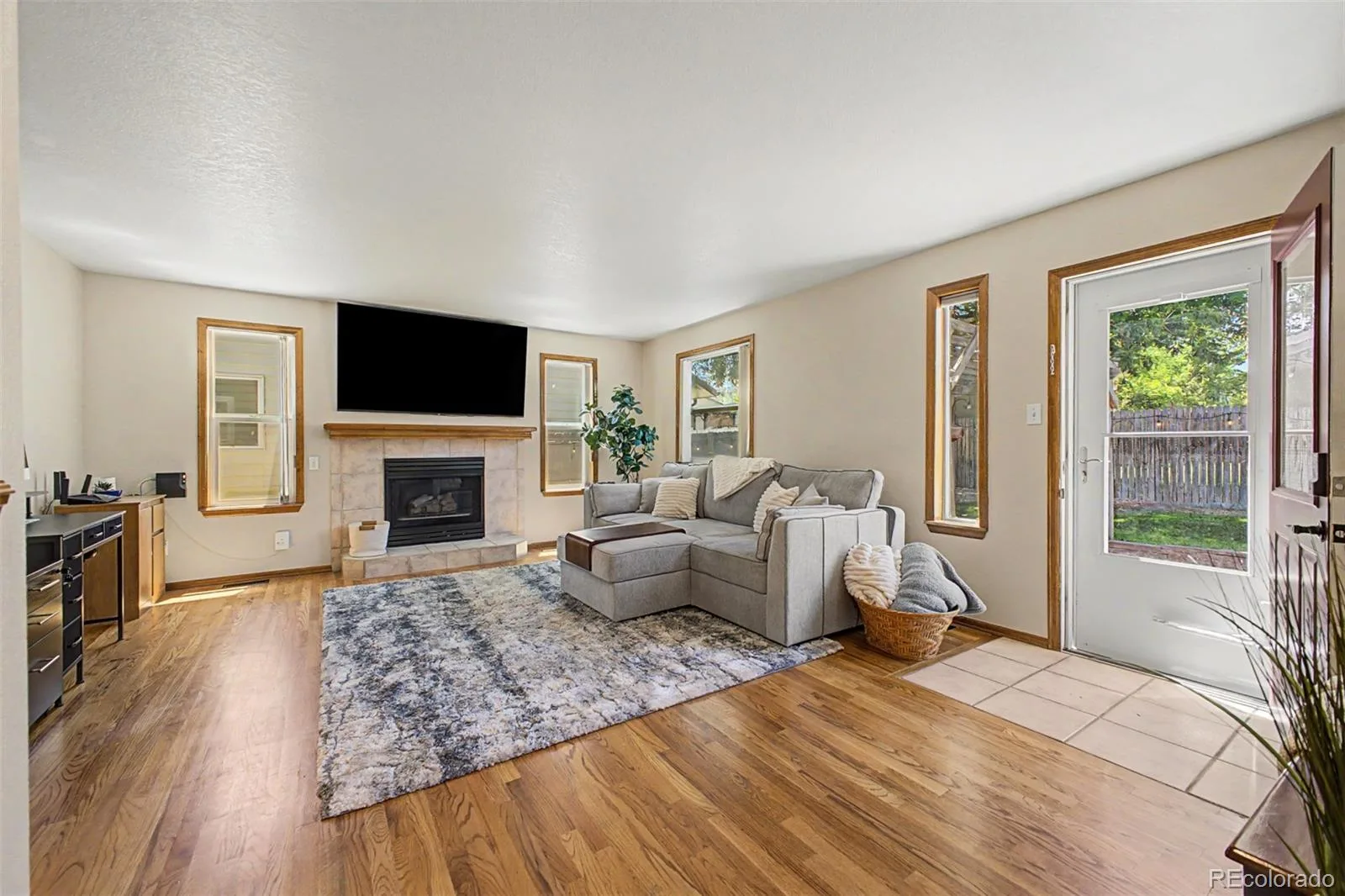 2137 Kay Street Longmont CO 80501 MLS #REC9940288 06142026011914 1600 9