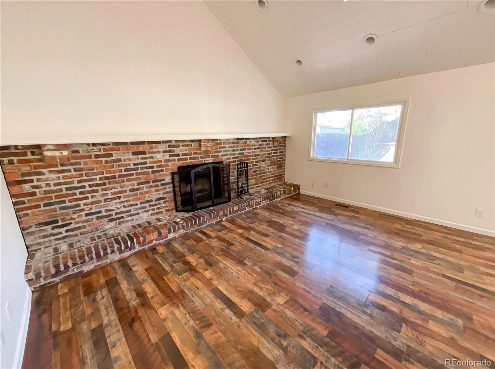9938 Garland Drive Broomfield CO 80021 MLS #REC9942050 06232026202138 1600 11