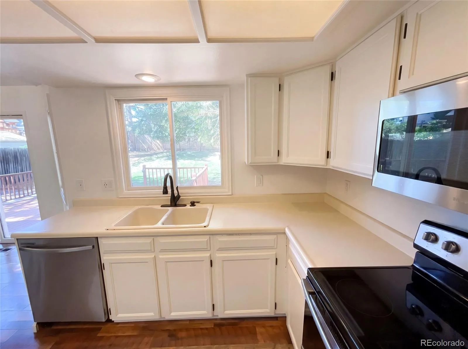 9938 Garland Drive Broomfield CO 80021 MLS #REC9942050 06232026202138 1600 6