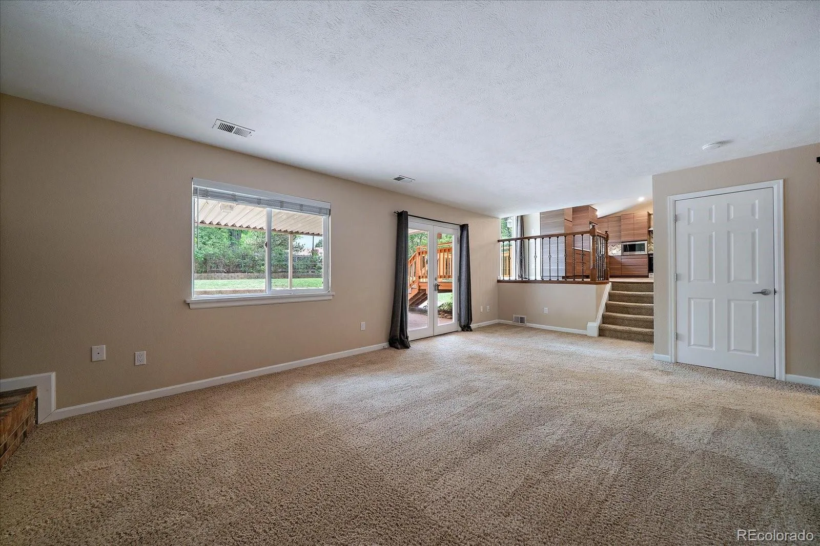 7892 S Logan Drive Littleton CO 80122 MLS #REC9945072 07092026215923 1600 14