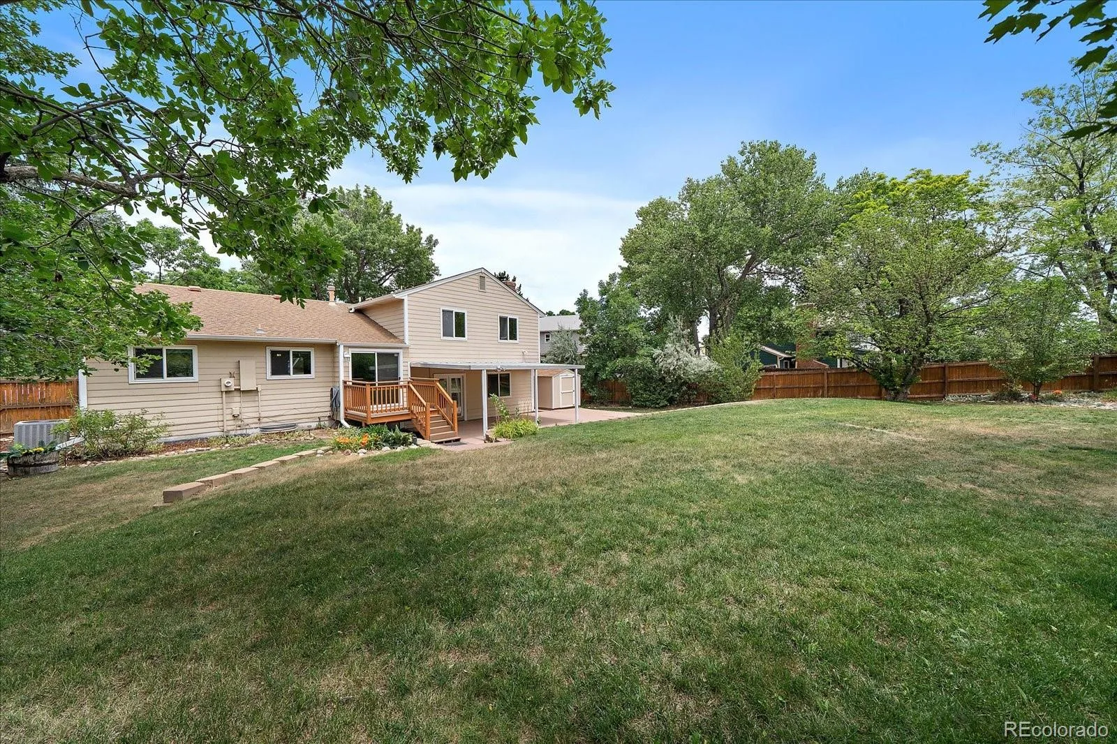 7892 S Logan Drive Littleton CO 80122 MLS #REC9945072 07092026215923 1600 36