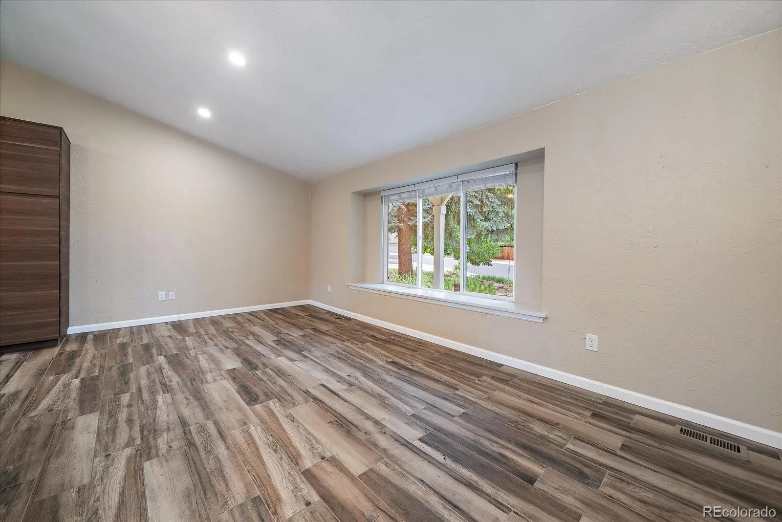 7892 S Logan Drive Littleton CO 80122 MLS #REC9945072 07092026215923 1600 4
