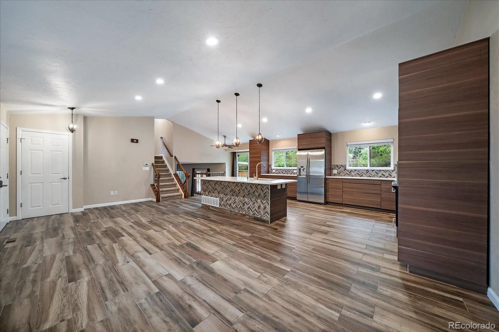 7892 S Logan Drive Littleton CO 80122 MLS #REC9945072 07092026215923 1600 5