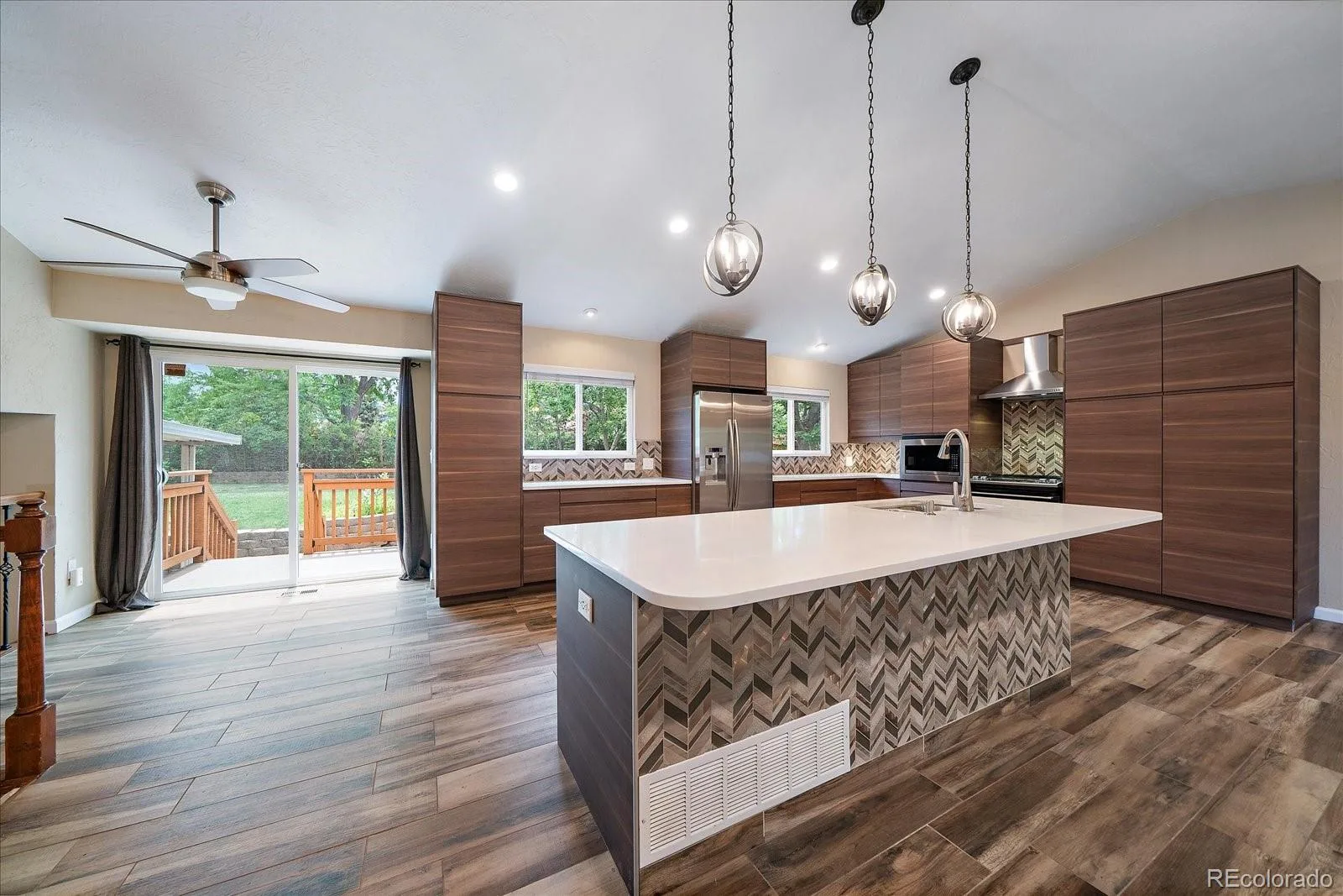 7892 S Logan Drive Littleton CO 80122 MLS #REC9945072 07092026215923 1600 6