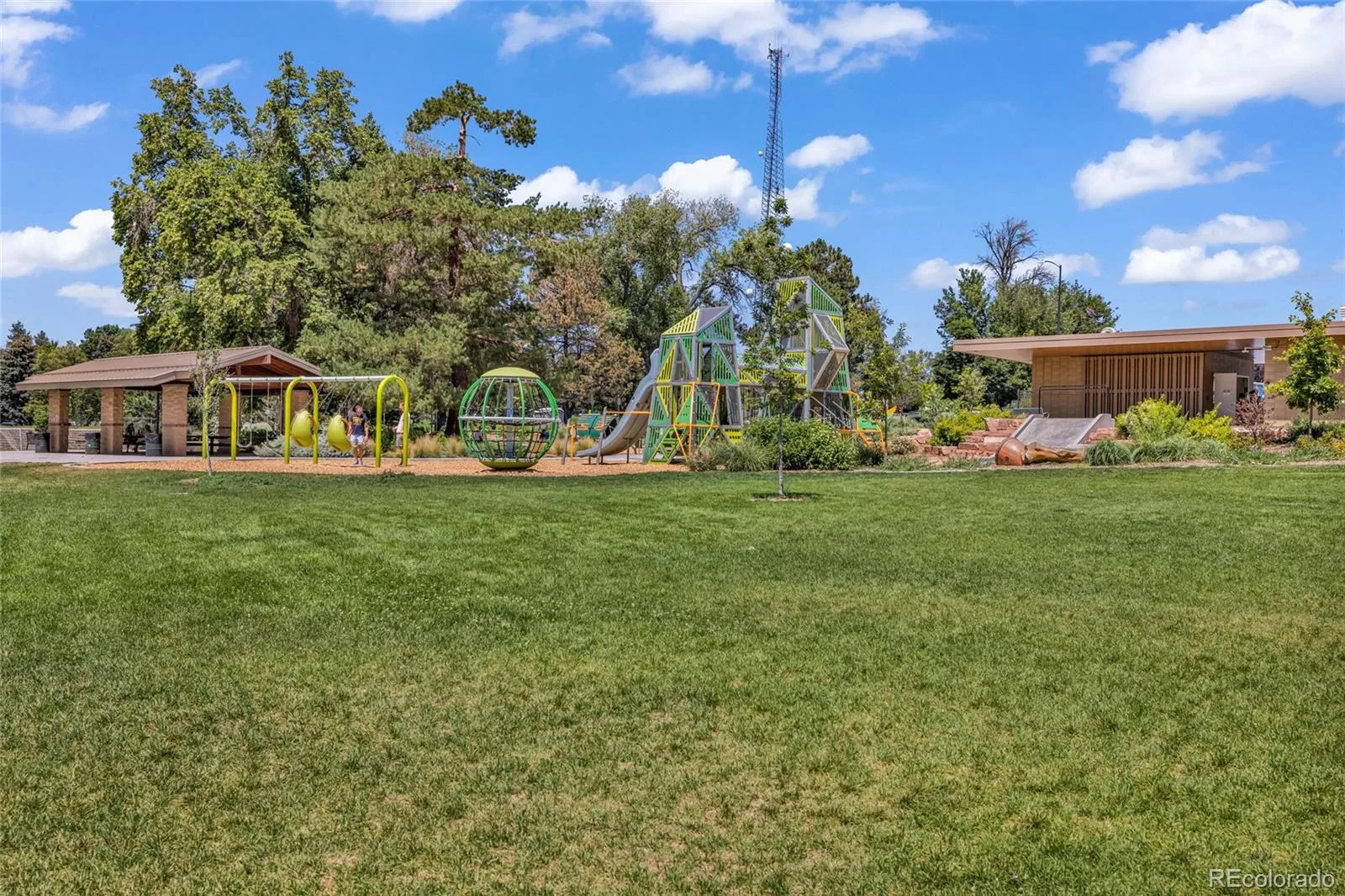 809 Madison Street Denver CO 80206 | MLS #REC9946118 07172026172700 1600 39