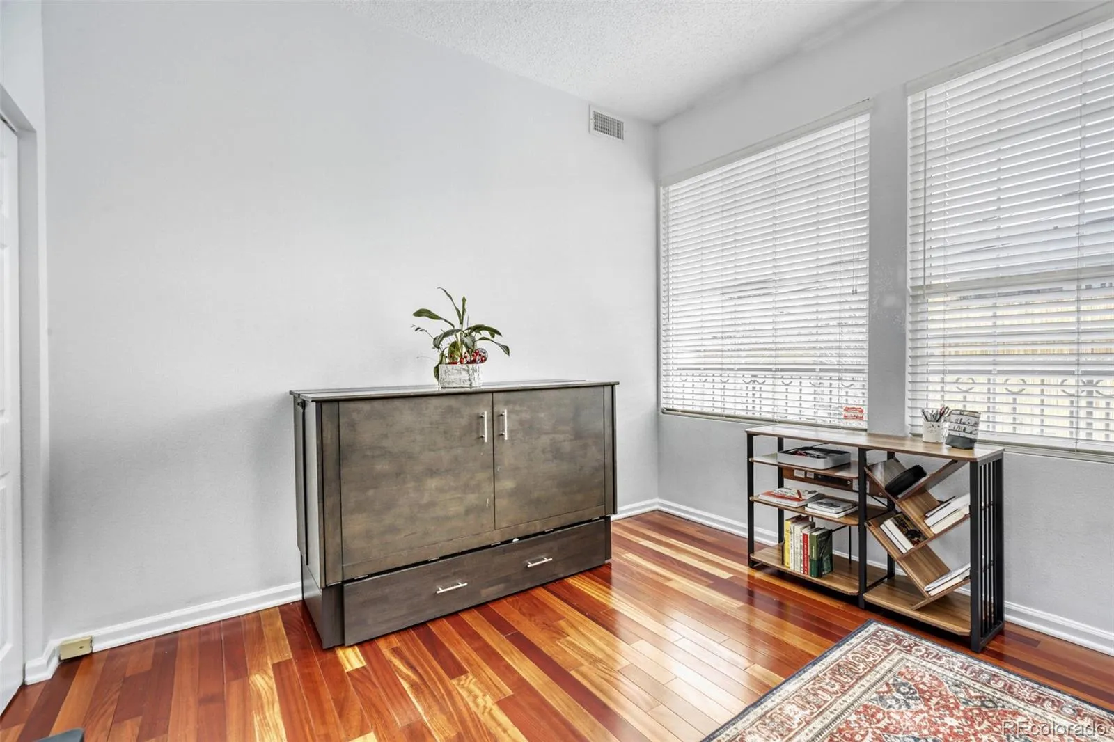 04182026195243 1600 14