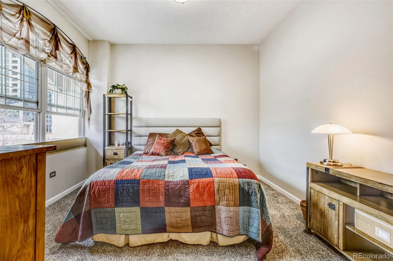 04182026195243 1600 15