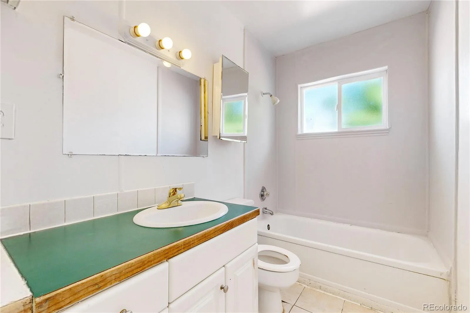 2221 W 55th Avenue Denver CO 80221 | MLS #REC9946623 08052026195653 1600 10