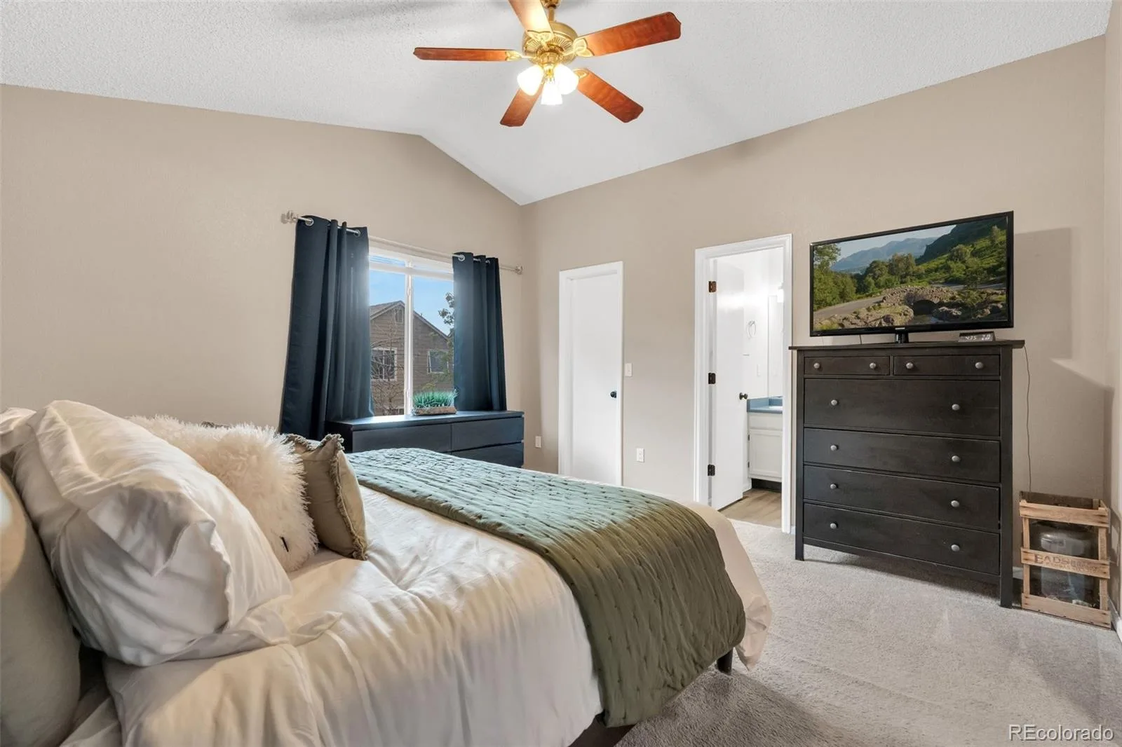5305 E Kensington Avenue Castle Rock CO 80104 | MLS #REC9946905 07302026151808 1600 16