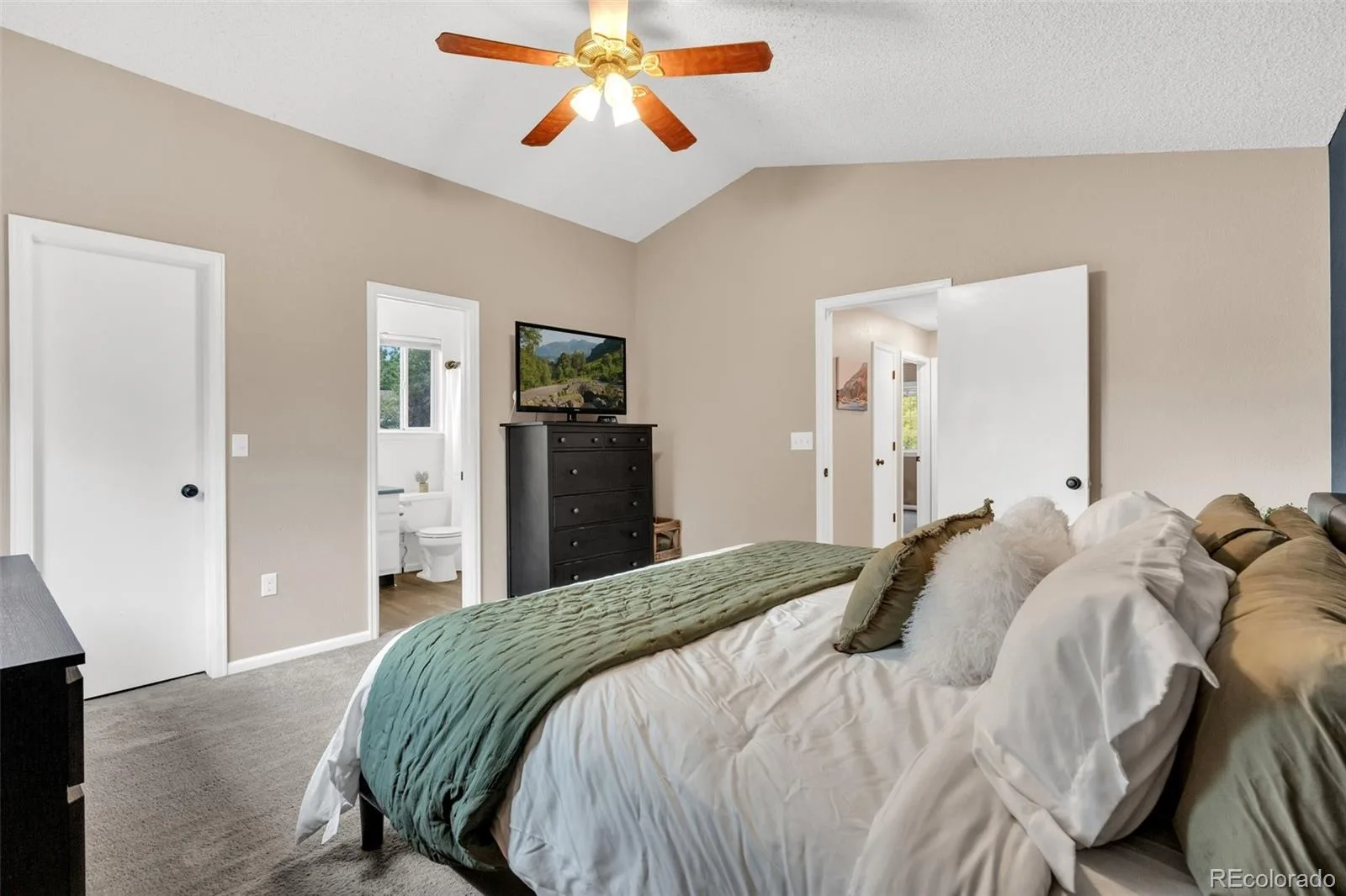 5305 E Kensington Avenue Castle Rock CO 80104 | MLS #REC9946905 07302026151808 1600 18