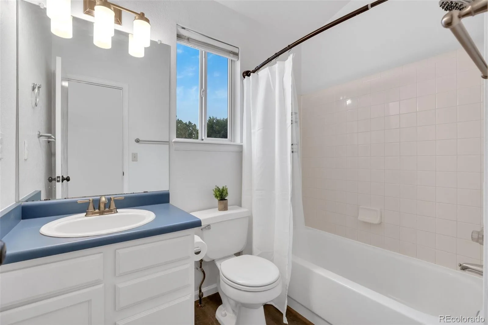 5305 E Kensington Avenue Castle Rock CO 80104 | MLS #REC9946905 07302026151808 1600 20