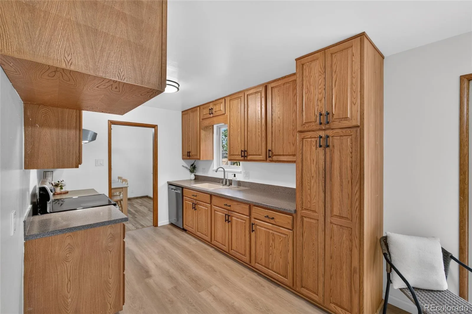 6940 W 4th Avenue Lakewood CO 80226 | MLS #REC9947698 10142026204235 1600 24