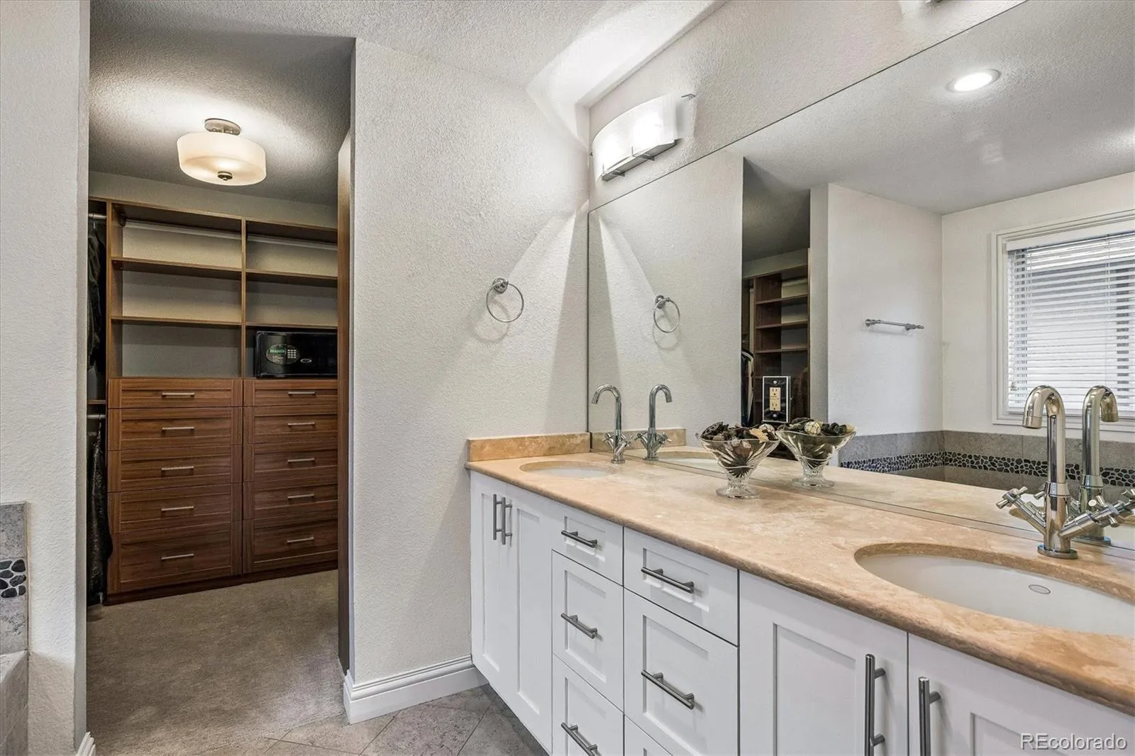464 S Franklin Street Denver CO 80209 MLS #REC9950855 05132026213517 1600 27