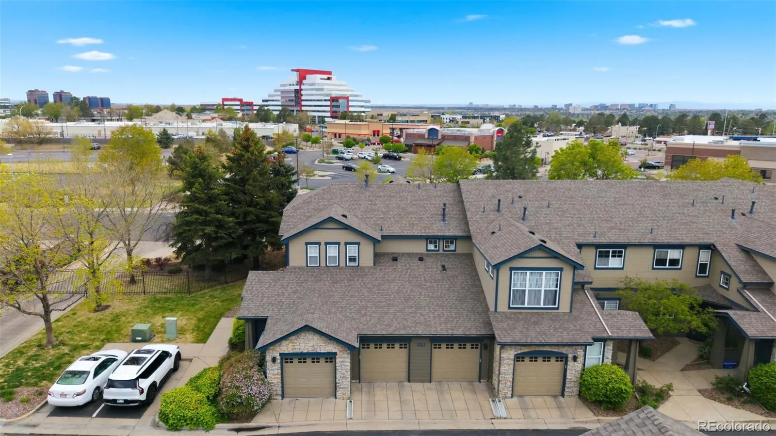 2153 S Fulton Circle #101 Aurora CO 80247 MLS #REC9953214 04302026204024 1600 18