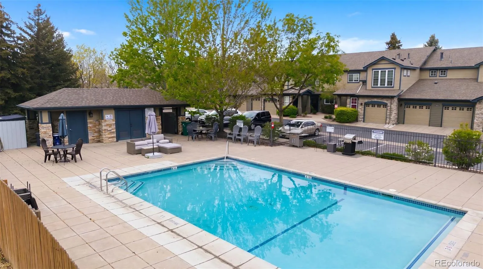 2153 S Fulton Circle #101 Aurora CO 80247 MLS #REC9953214 04302026204024 1600 21