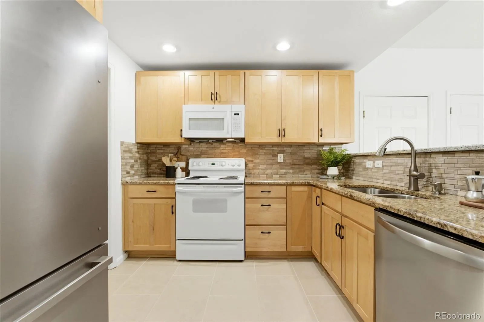 2153 S Fulton Circle #101 Aurora CO 80247 MLS #REC9953214 04302026204024 1600 4