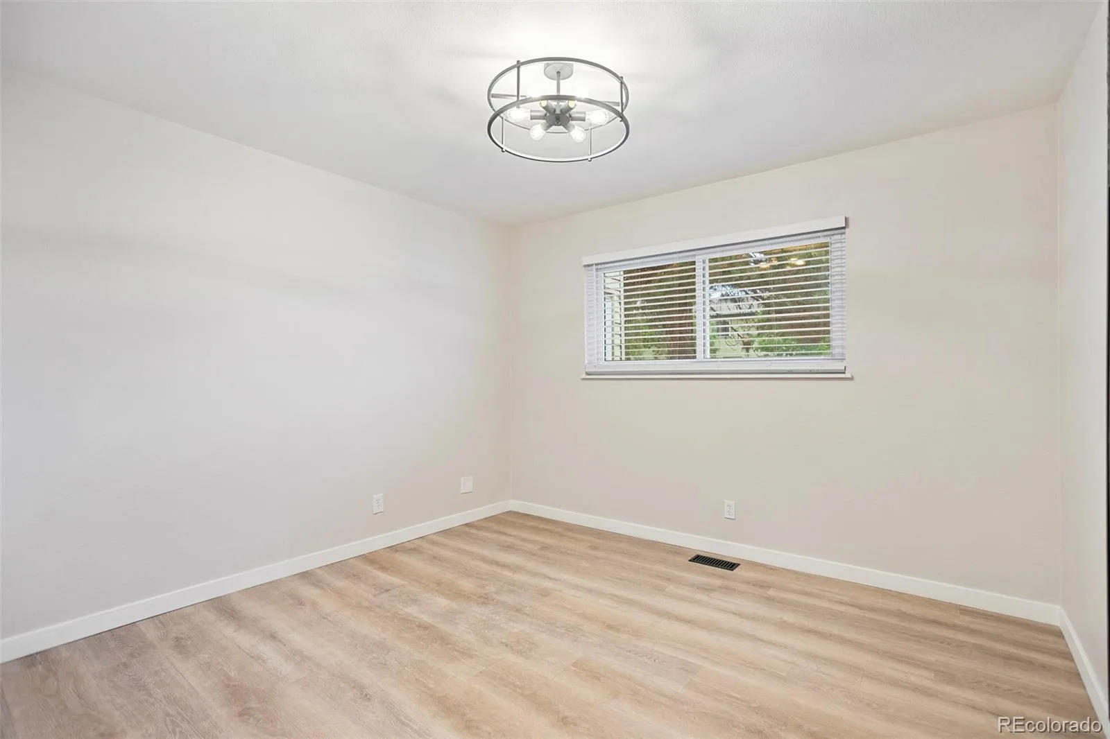 3354 S Flower Street #12 Lakewood CO 80227 | MLS #REC9954155 06162026173611 1600 15