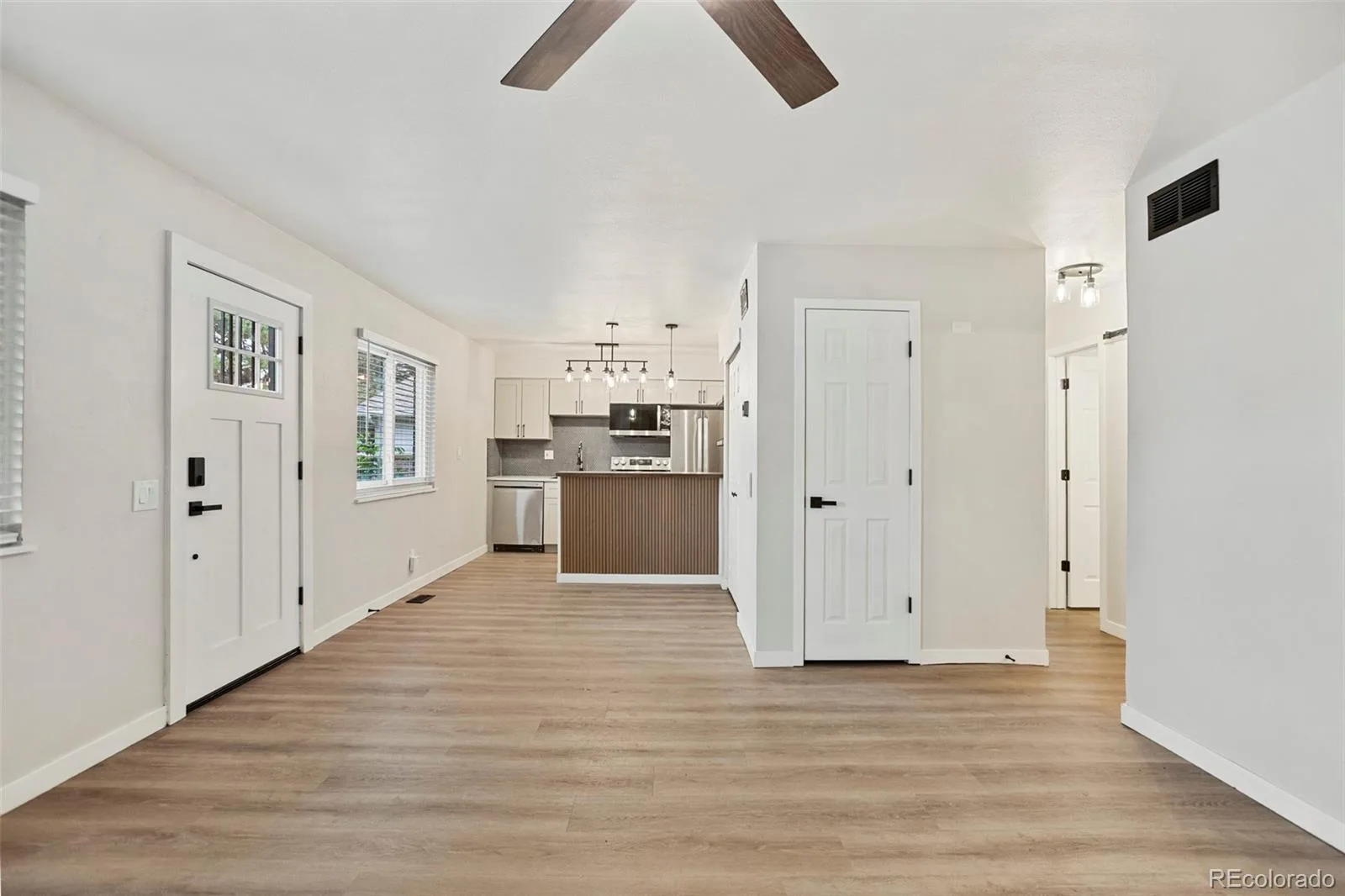 3354 S Flower Street #12 Lakewood CO 80227 | MLS #REC9954155 06162026173611 1600 2